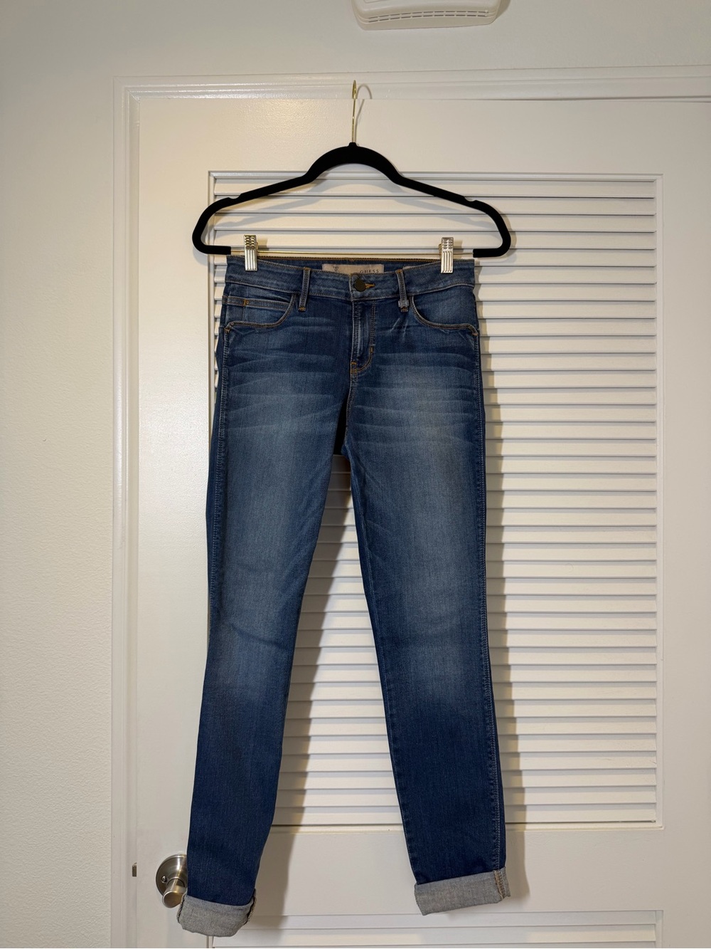 Guess Women's Skinny Jeans in Dark Blue Wash